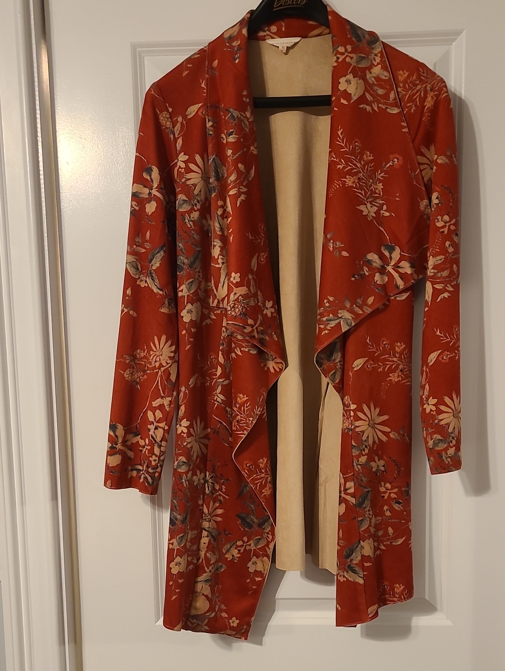 Solitaire Rust Floral Open-Front Draped Cardigan
